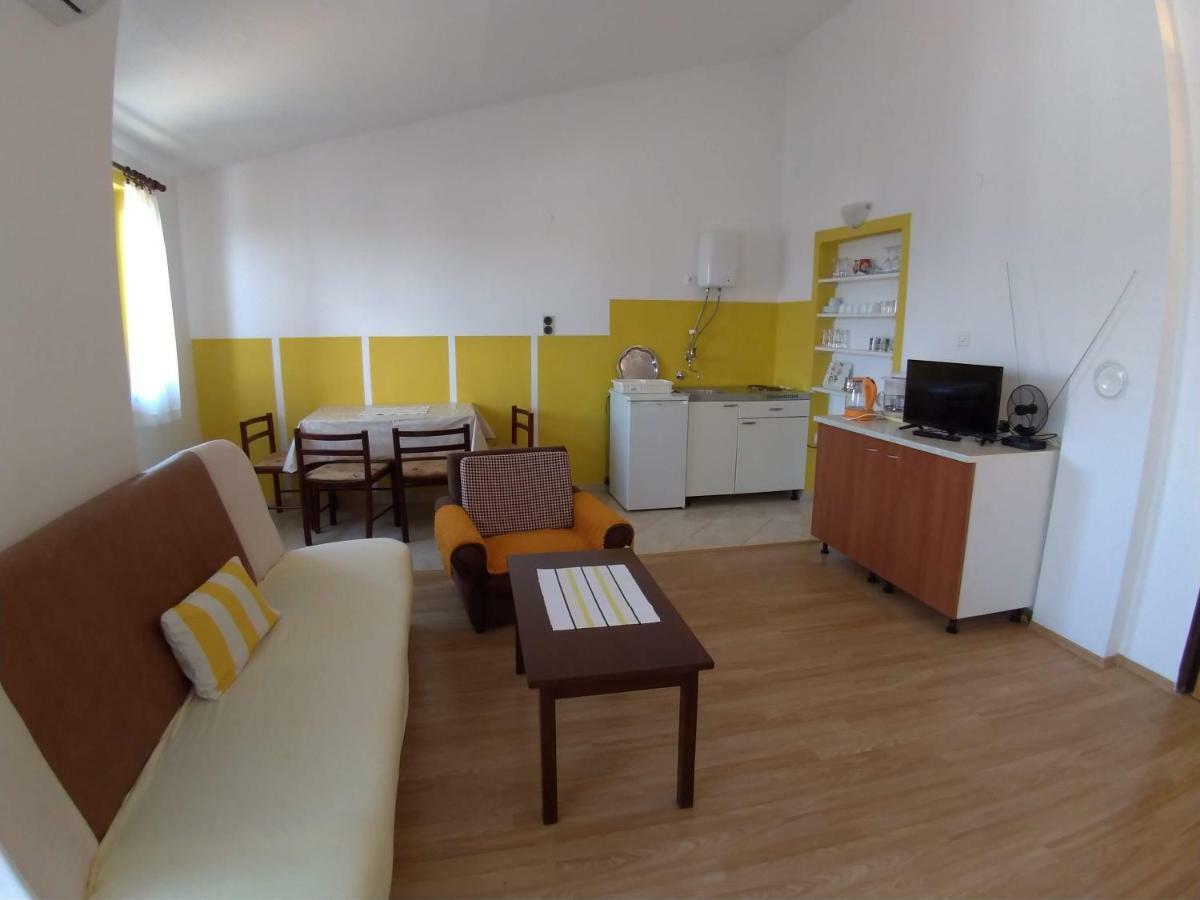 Apartments Beceic Njivice Dış mekan fotoğraf